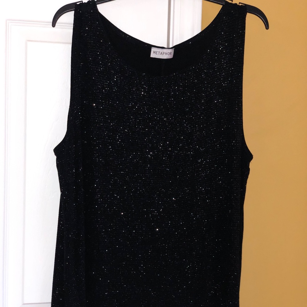 Metaphor Sequence/Shimmering Sleeveless Blouse